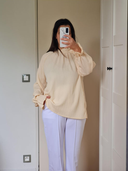 blouse plissée beige